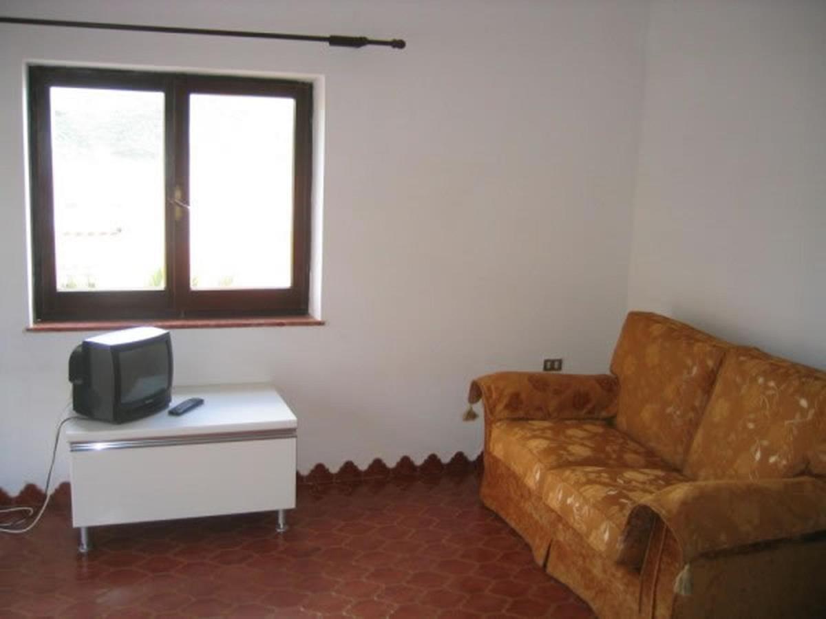 Nice Apartments In Waterfront Villa In Bosa Porto Alabe Tresnuraghes Luaran gambar